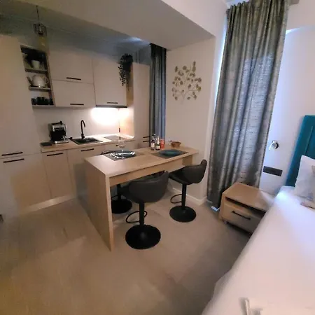 Apartamento By Zora Năvodari
